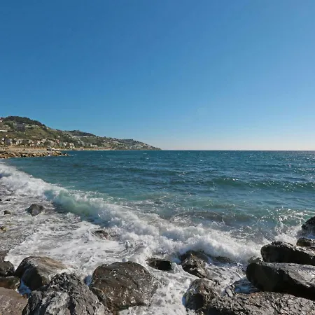 Locazione Turistica Michela *