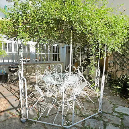 Locazione Turistica Michela *