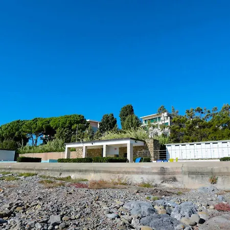 Locazione Turistica Michela *